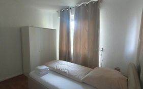 Privatzimmer Im Schlesischen Viertel - Nahe Uniklinik